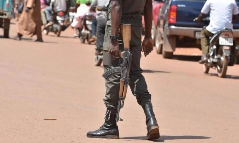 Επίθεση στη Μπουρκίνα Φάσο: Παιδιά έσπειραν τον θάνατο